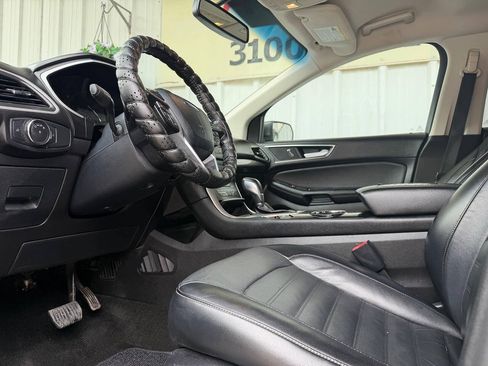 Used 2015 Ford Edge SEL w/ Equipment Group 201A FWD image 13