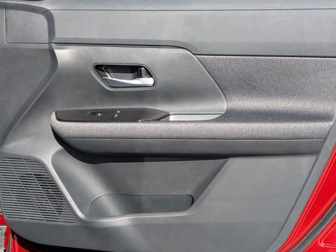 New 2026 Nissan Kicks SV w/ Charging Package FWD image 30