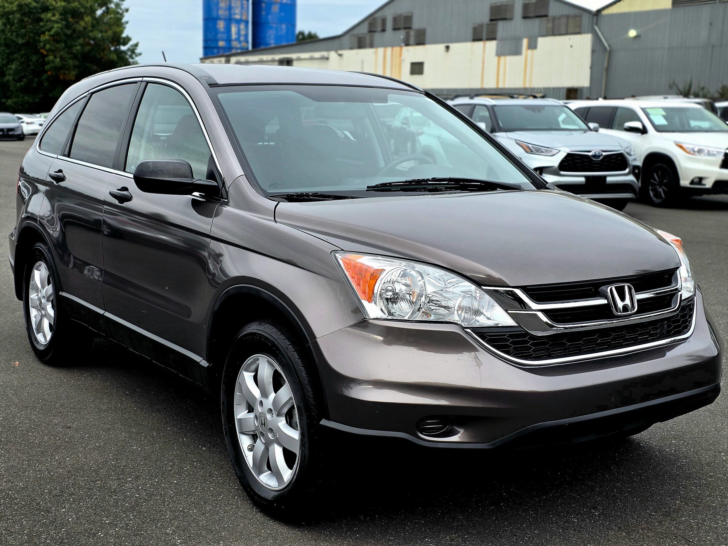 Used 2011 Honda CR-V SE image 1