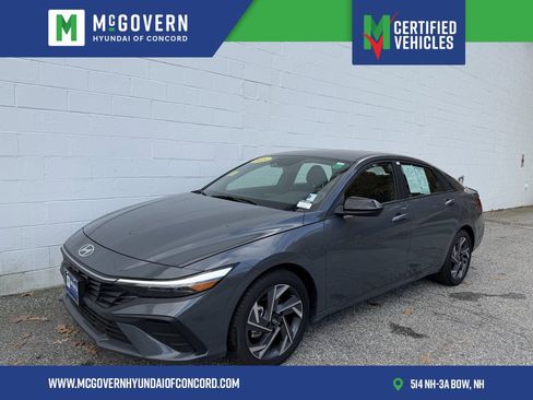 Used 2025 Hyundai Elantra Sport image 1