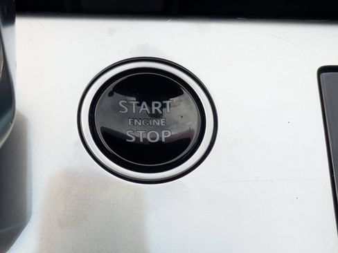 Used 2023 Land Rover Range Rover SE AWD/4WD image 29