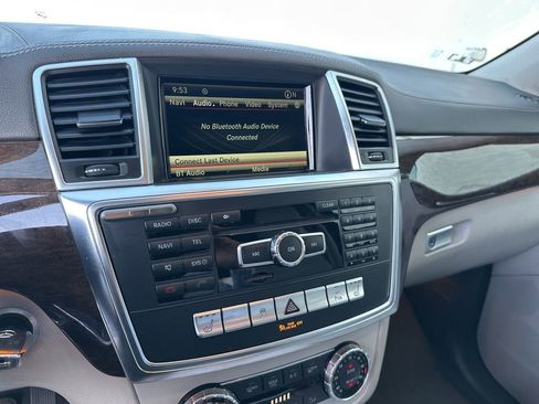 Used 2014 Mercedes-Benz GL 450 4MATIC image 20