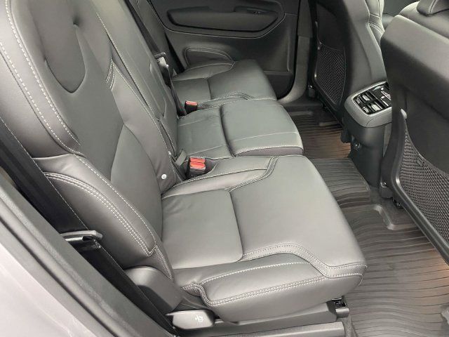 Used 2026 Volvo XC90 B6 Ultra w/ Protection Package AWD/4WD image 19