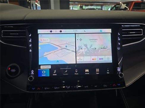 New 2026 Jeep Grand Wagoneer L Limited AWD/4WD image 23