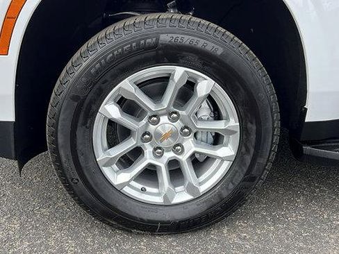 New 2026 Chevrolet Tahoe LS image 10