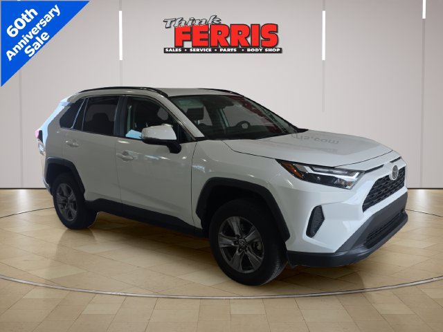 Used 2025 Toyota RAV4 XLE AWD/4WD image 7