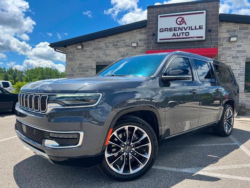 Used 2023 Jeep Wagoneer L Series III w/ Premium Group I AWD/4WD image 1