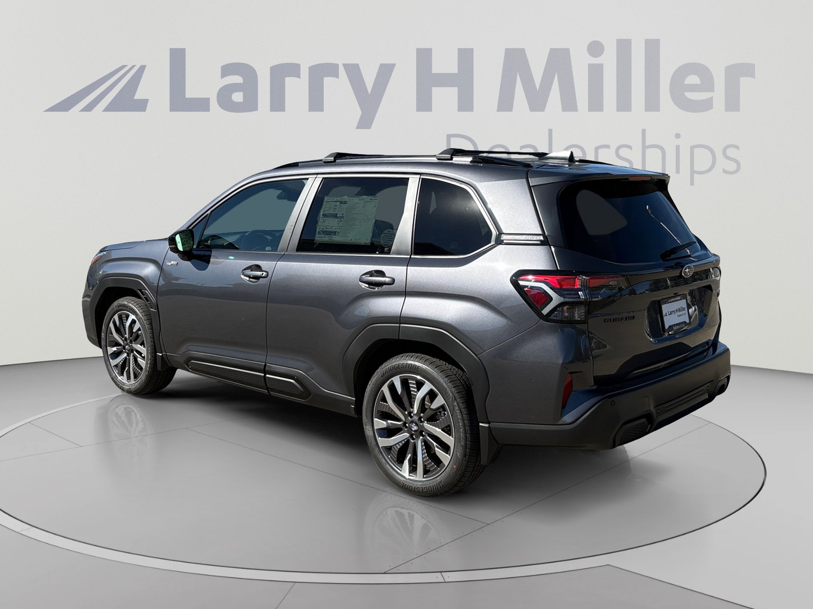 New 2026 Subaru Forester Touring AWD/4WD image 3