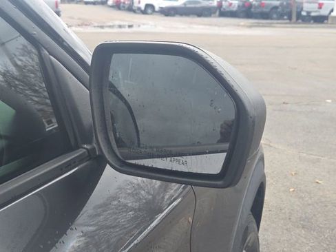 Used 2020 Ford Explorer XLT image 4