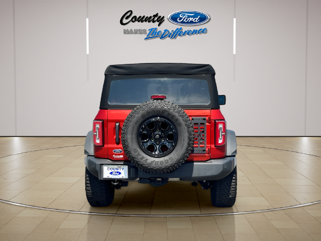 Used 2023 Ford Bronco Wildtrak AWD/4WD image 13