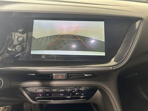 Used 2023 Buick Envision Essence image 23