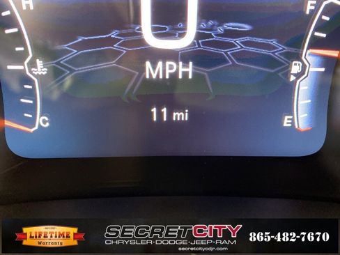 New 2026 Jeep Compass Latitude image 19