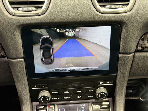 Used 2024 Porsche 718 Cayman image 28