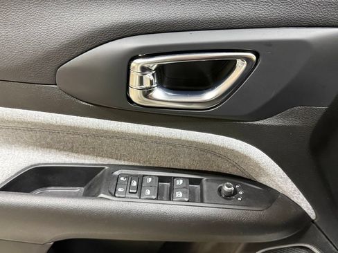 Certified 2022 Jeep Compass Latitude AWD/4WD image 28