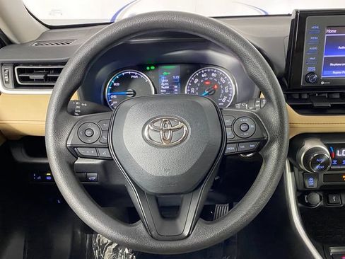 Used 2022 Toyota RAV4 XLE w/ Convenience Package AWD/4WD image 18