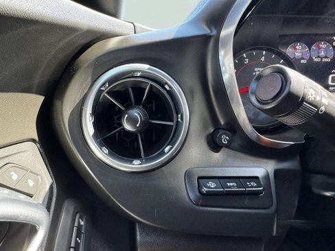 Used 2019 Chevrolet Camaro SS image 21