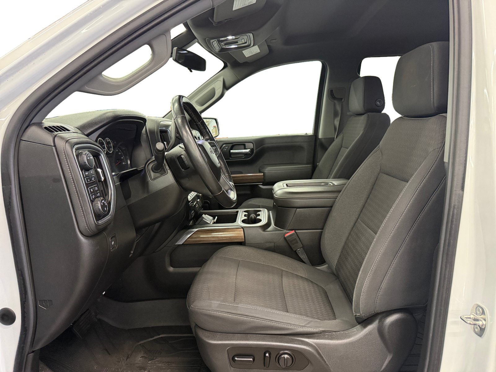 Used 2020 Chevrolet Silverado 1500 RST w/ All-Star Edition AWD/4WD image 9