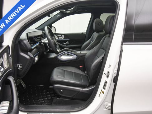 Used 2024 Mercedes-Benz GLS 450 4MATIC image 20