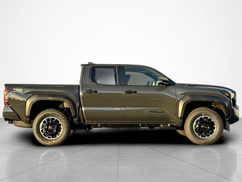 New 2025 Toyota Tacoma TRD Off-Road image 6