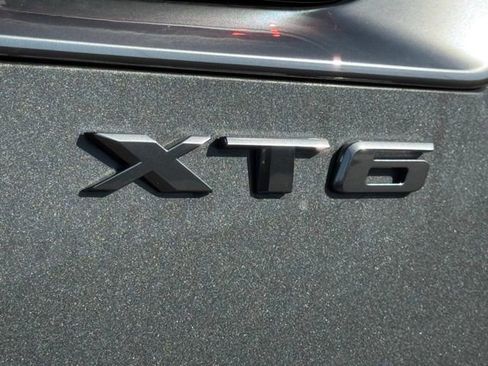 Certified 2024 Cadillac XT6 Premium Luxury image 9