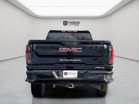 Used 2025 GMC Sierra 3500 AT4 w/ AT4 Premium Plus Package image 6