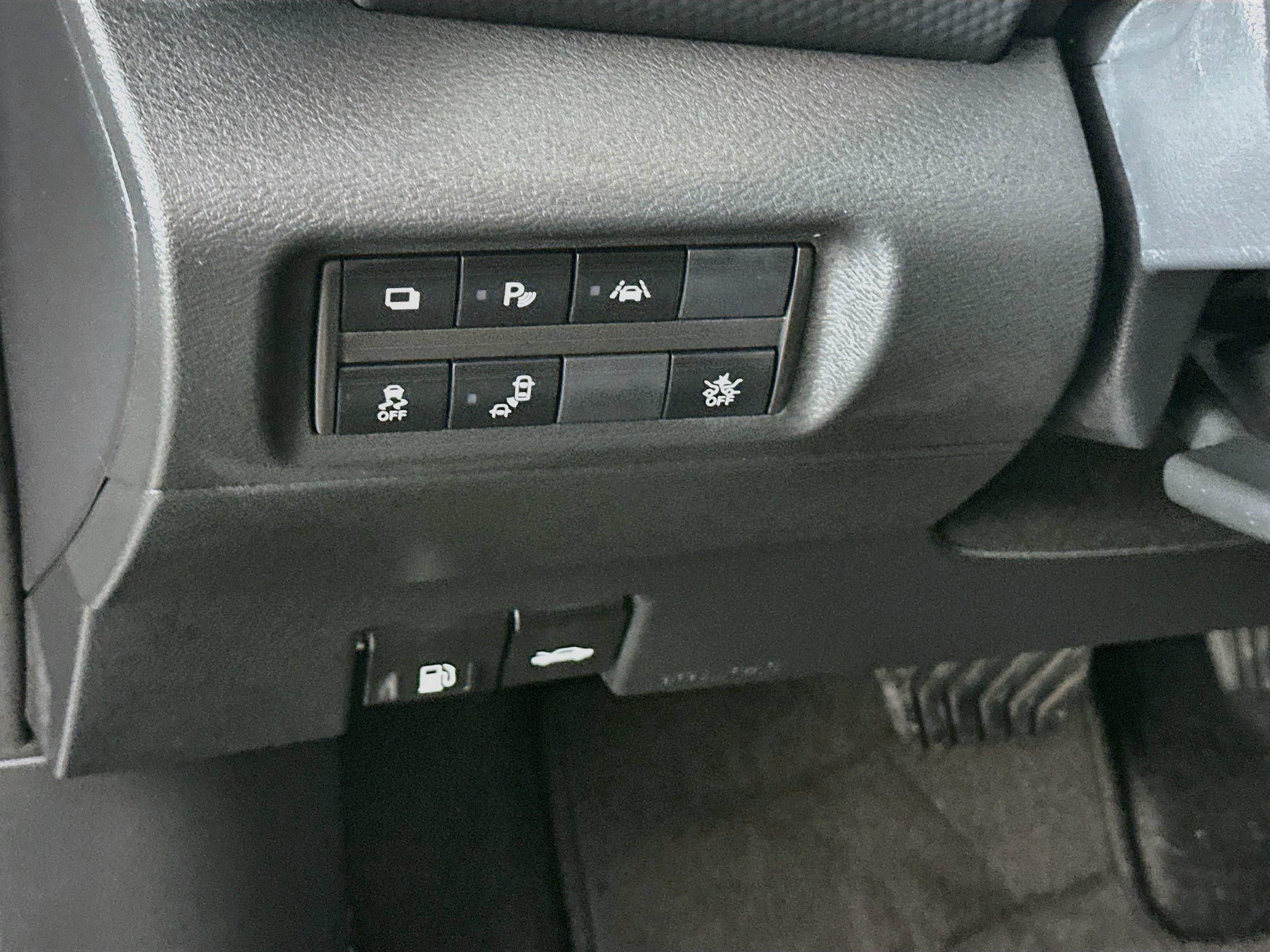Used 2024 Nissan Kicks S FWD image 16