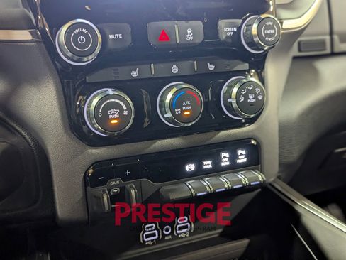 New 2025 RAM 3500 Big Horn AWD/4WD image 17