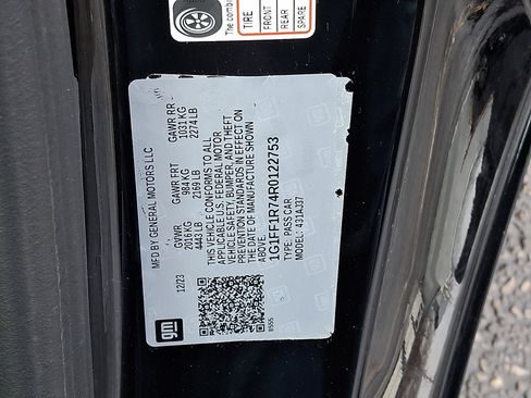 Certified 2024 Chevrolet Camaro LT w/ RS Package image 28