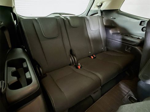 Used 2023 Subaru Ascent Premium w/ Convenience Package image 13