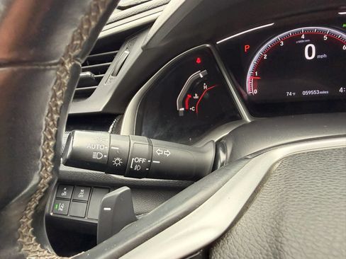 Used 2019 Honda Civic Sport image 33