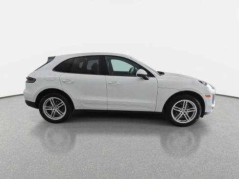 Used 2019 Porsche Macan image 2