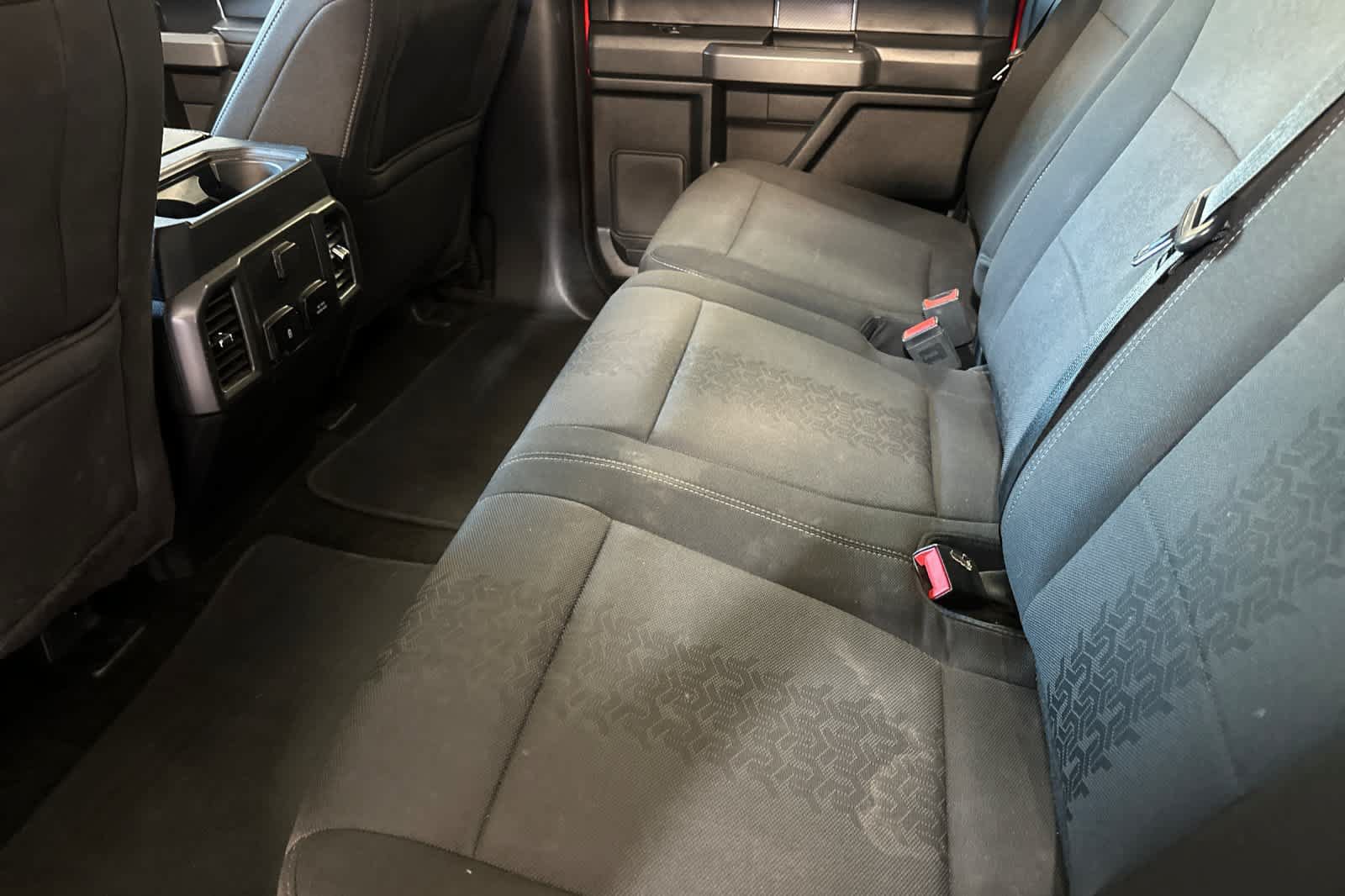 Used 2018 Ford F150 XLT w/ Equipment Group 302A Luxury RWD image 5