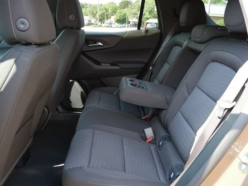 New 2027 Chevrolet Equinox LT FWD image 14
