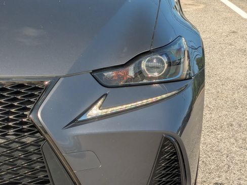 Used 2019 Lexus IS 300 F Sport w/ F Sport Package AWD/4WD image 9