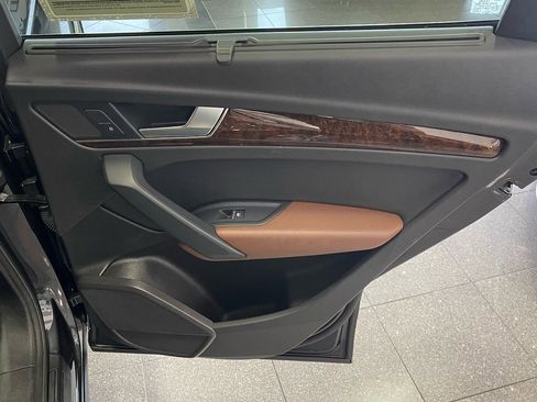 Used 2018 Audi Q5 2.0T Premium Plus image 46