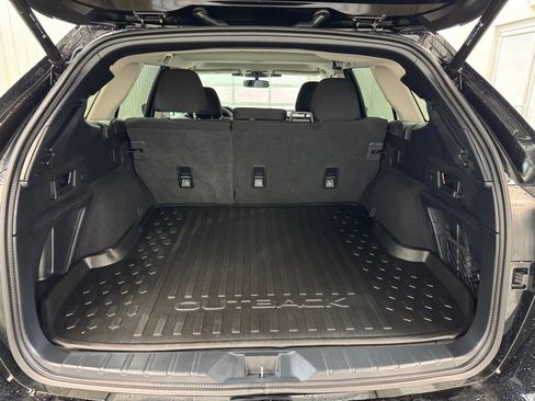 Used 2024 Subaru Outback Premium image 22