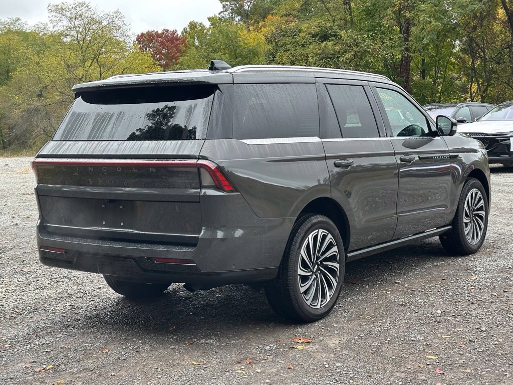 New 2025 Lincoln Navigator Black Label AWD/4WD image 37