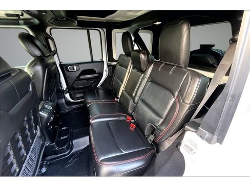 Used 2018 Jeep Wrangler Unlimited Rubicon AWD/4WD image 35