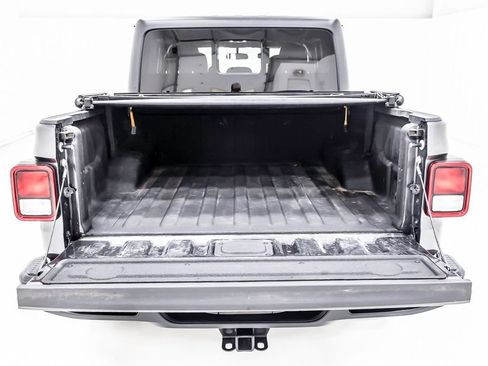 Used 2022 Jeep Gladiator Sport AWD/4WD image 35
