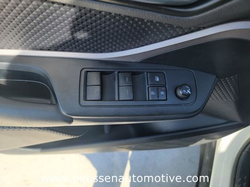 Used 2021 Toyota C-HR LE image 15