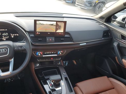 Certified 2023 Audi Q5 2.0T Premium Plus w/ Premium Plus Package AWD/4WD image 21