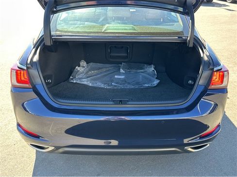 Certified 2025 Lexus ES 350 w/ Premium Package image 19