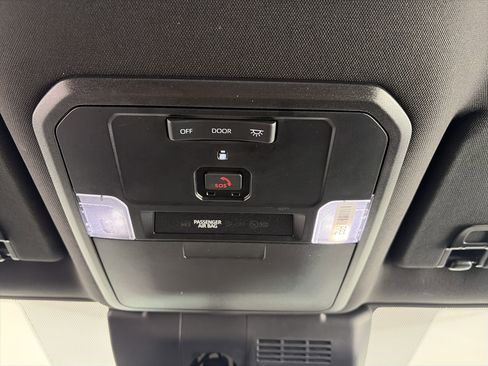 Used 2024 Toyota Tacoma TRD Off-Road image 30