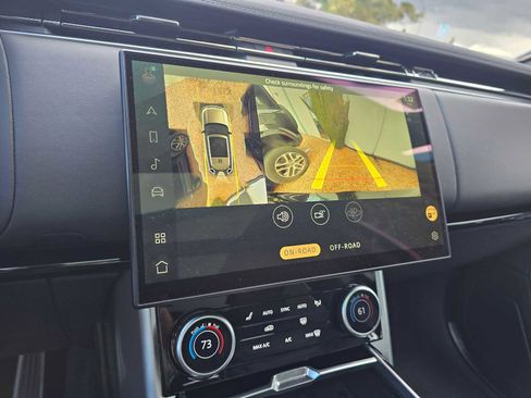 Used 2023 Land Rover Range Rover SE image 28