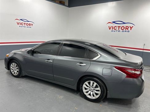 Used 2018 Nissan Altima 2.5 S w/ S Convenience Package image 5