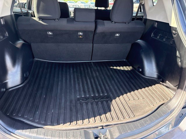 Used 2018 Toyota RAV4 XLE w/ Plus Extra Value Package AWD/4WD image 11