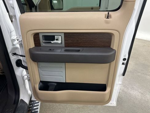 Used 2013 Ford F150 Lariat w/ Luxury Equipment Group image 26