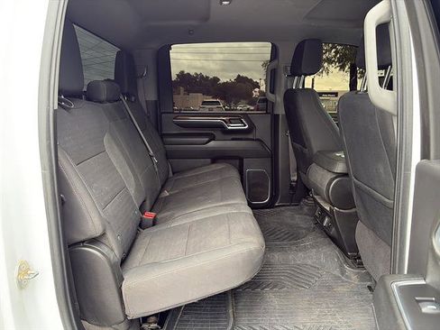 Used 2024 Chevrolet Silverado 2500 LT AWD/4WD image 17
