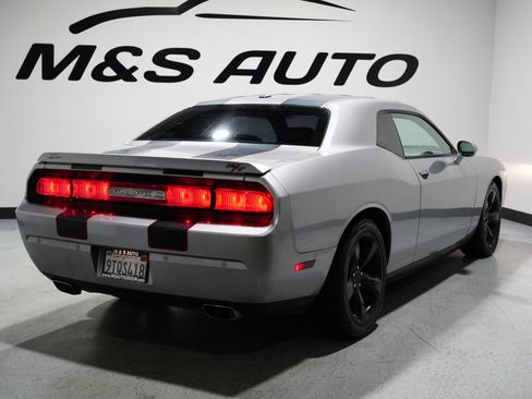 Used 2013 Dodge Challenger R/T Plus image 6