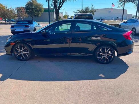 Used 2019 Honda Civic Sport image 7